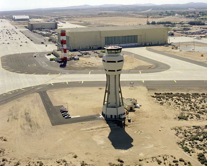 Iron Man - Base aerea Edwards, deserto del Mojave