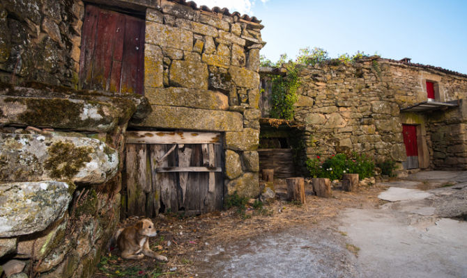 Antiche case abbandonate