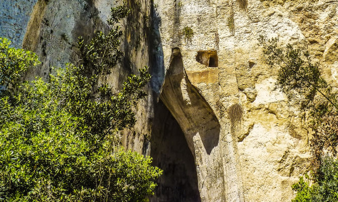 Grotta Orecchio di Dionisio