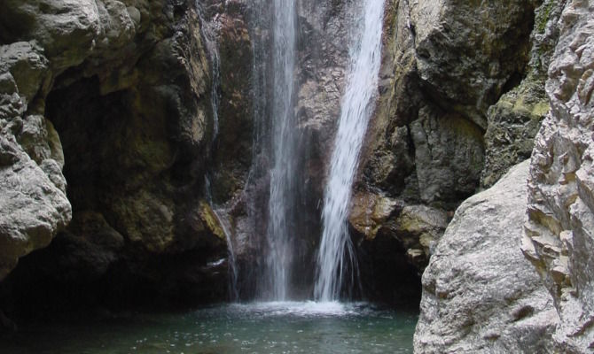 cascata del catafurco sicilia nebrodi